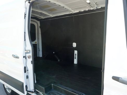 Used 2023 Ford Transit 250 Medium Roof AWD w/ Load Area Protection Package image 5