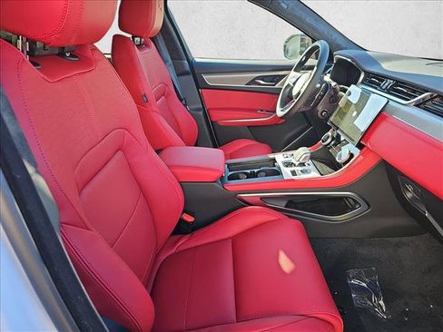 Used 2025 Jaguar F-PACE R-Dynamic S image 10