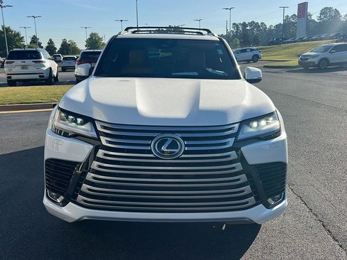 New 2026 Lexus LX 700h Luxury AWD/4WD image 9