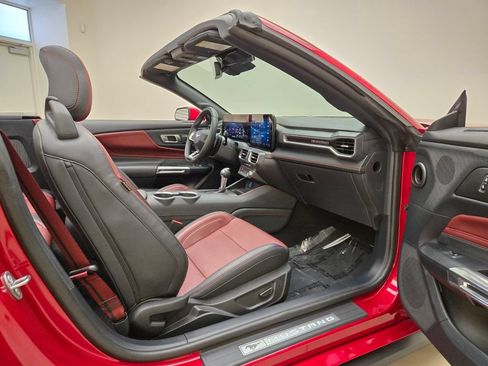 Used 2024 Ford Mustang GT Premium RWD image 21