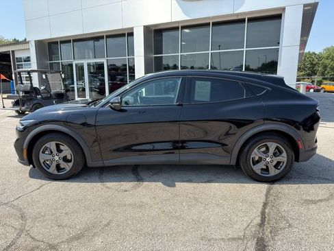 Used 2021 Ford Mustang Mach-E Select RWD image 4