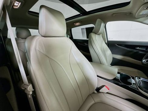 Used 2023 Lincoln Nautilus Reserve w/ Luxury Package image 30