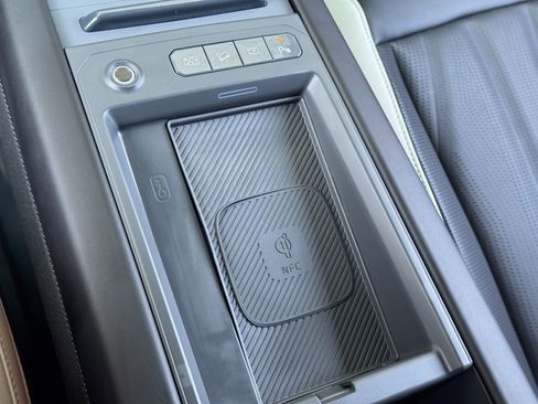 Used 2025 Kia EV9 GT-Line AWD/4WD image 34