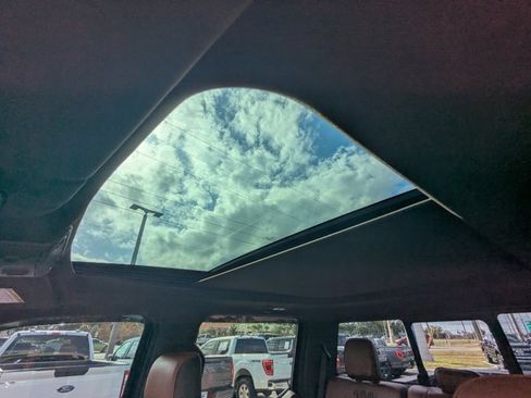 Used 2022 Ford F350 King Ranch w/ Tremor Off-Road Package image 23