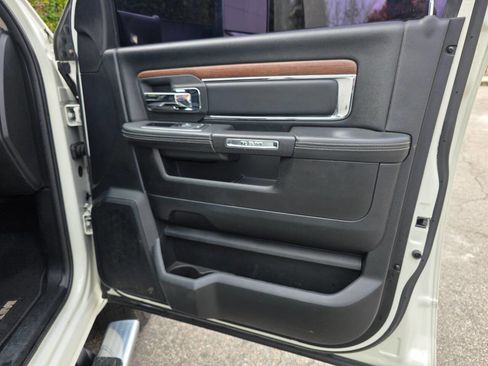 Used 2018 RAM 3500 Laramie image 34