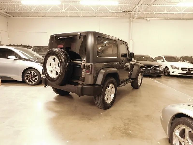 Used 2016 Jeep Wrangler Sport w/ Quick Order Package 24S AWD/4WD image 2
