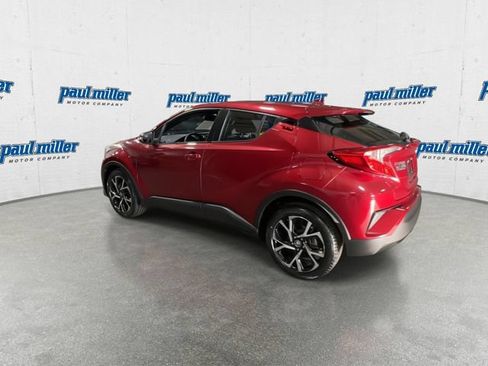 Used 2018 Toyota C-HR XLE FWD image 8