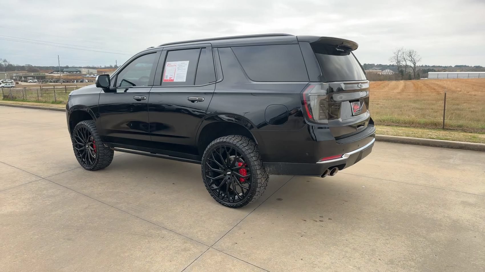 Used 2025 Chevrolet Tahoe Premier RWD image 7