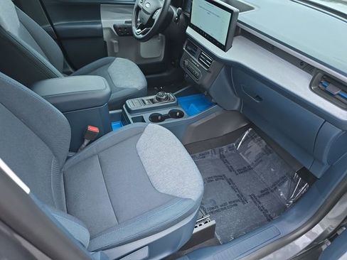 Used 2025 Ford Maverick XLT w/ Equipment Group 301A AWD/4WD image 14