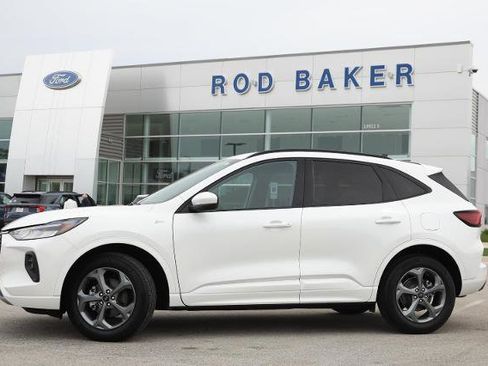 Certified 2024 Ford Escape ST-Line Select w/ Tech Pack #1 AWD/4WD image 3