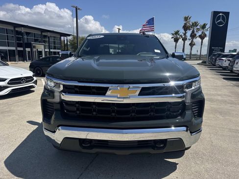 Used 2025 Chevrolet Silverado 1500 LT w/ Z71 Off-Road Package image 2