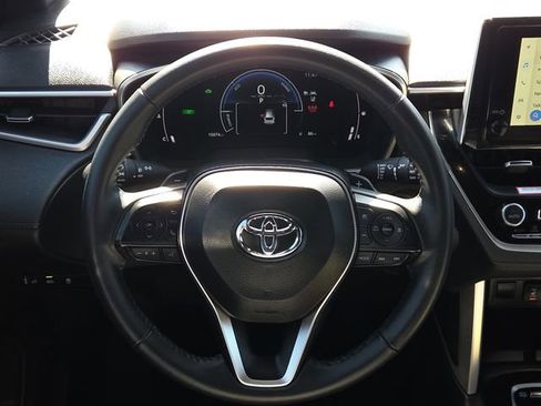Used 2024 Toyota Corolla Cross AWD Hybrid w/ Convenience Package image 15