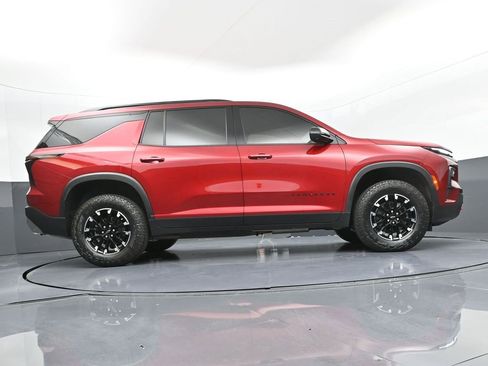 Used 2024 Chevrolet Traverse Z71 w/ LPO, Floor Liner Package image 35