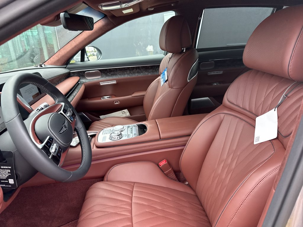 Used 2026 Genesis G90 3.5T AWD/4WD image 17