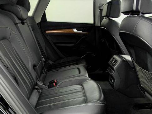 Used 2021 Audi Q5 2.0T Premium Plus image 18