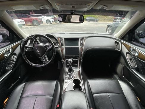 Used 2019 INFINITI Q50 Luxe RWD image 12