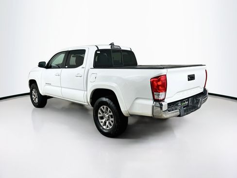 Used 2016 Toyota Tacoma SR5 RWD image 5