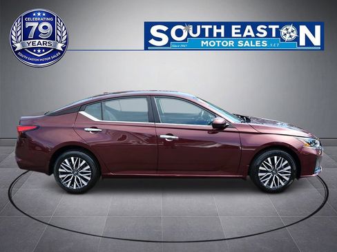 Used 2023 Nissan Altima 2.5 SV AWD/4WD image 8