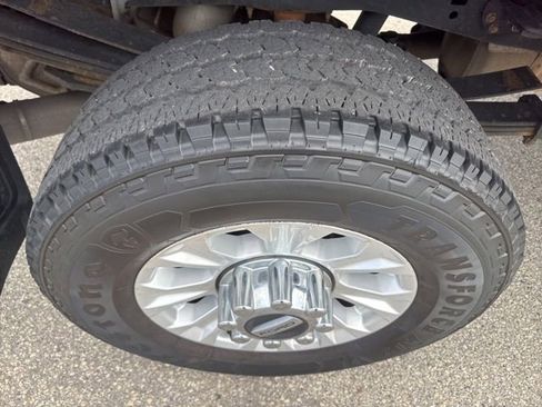 Used 2021 Ford F350 XLT w/ XLT Value Package AWD/4WD image 16