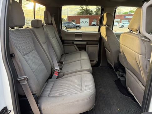 Used 2018 Ford F150 XLT w/ Equipment Group 302A Luxury AWD/4WD image 15