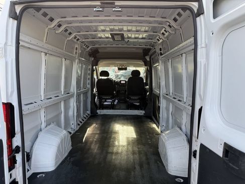 Used 2025 RAM ProMaster 2500 w/ Convenience Group FWD image 41