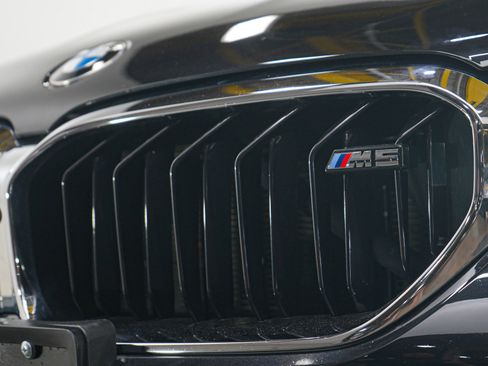 Used 2023 BMW M5 w/ Executive Package AWD/4WD image 9