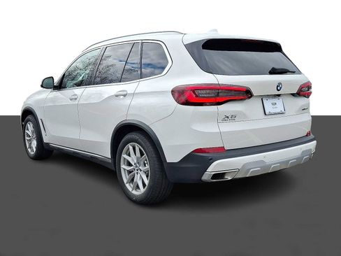 Used 2023 BMW X5 xDrive40i w/ Premium Package image 4