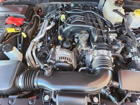 Used 2023 Jeep Gladiator Sport image 24