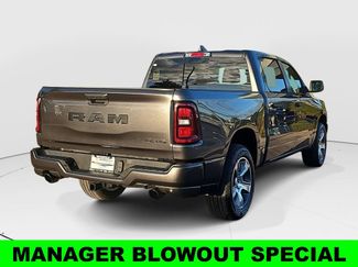 New 2026 RAM 1500 Express AWD/4WD video 3