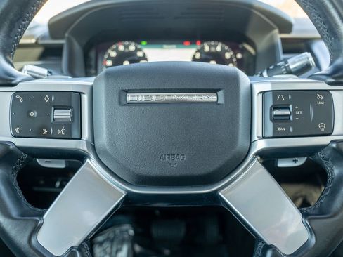 Certified 2022 Land Rover Discovery S image 15