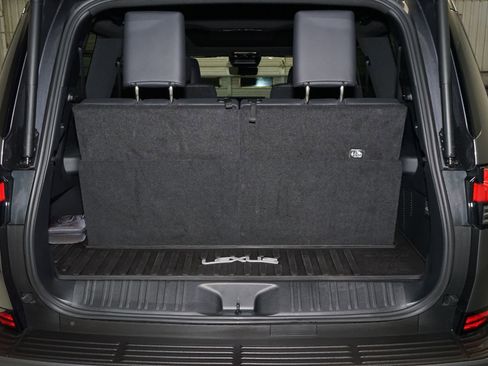 Used 2026 Lexus GX 550 AWD/4WD image 36