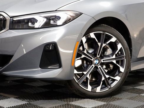 Certified 2025 BMW 330i xDrive 330i xDrive image 3