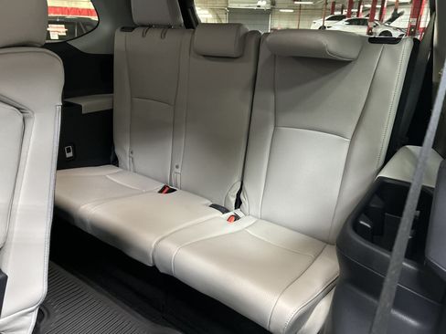 Used 2026 Toyota Grand Highlander FWD image 33