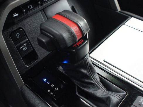 Used 2025 Toyota Sequoia Limited image 14