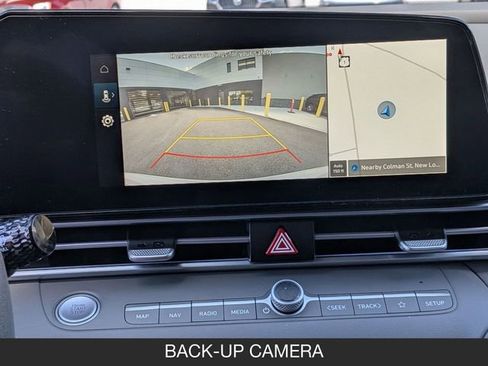 Used 2024 Hyundai Elantra SEL FWD image 24