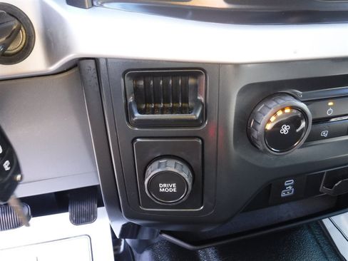 Used 2022 Ford F150 XL w/ Equipment Group 101A High image 17