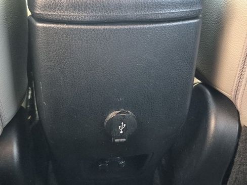 Used 2017 Toyota RAV4 XLE FWD image 17
