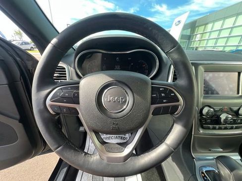 Used 2018 Jeep Grand Cherokee Limited w/ Trailer Tow Group IV AWD/4WD image 26