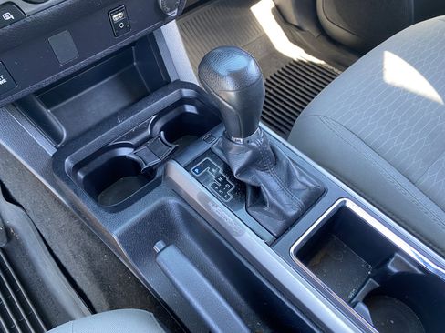 Used 2018 Toyota Tacoma SR5 image 24