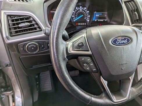 Used 2022 Ford Edge SEL AWD/4WD image 19