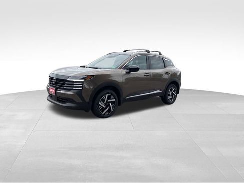 New 2026 Nissan Kicks SV w/ SV Premium Package image 9