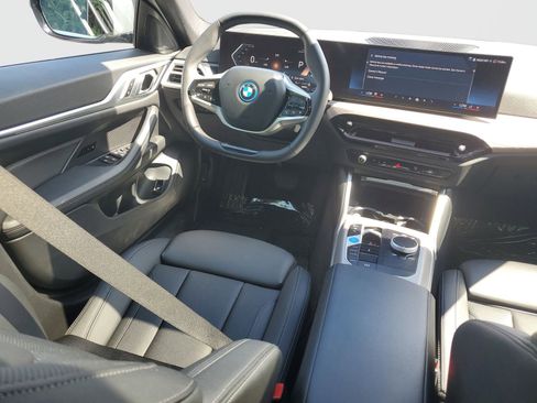 Used 2025 BMW i4 eDrive40 RWD image 12
