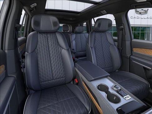 New 2026 Cadillac Vistiq Premium Luxury image 16