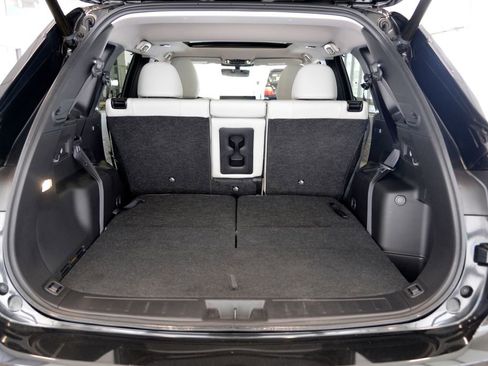 Used 2025 Mitsubishi Outlander AWD image 30