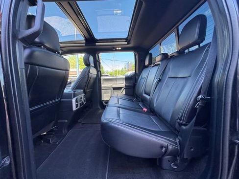 Used 2020 Ford F150 Lariat w/ Equipment Group 502A Luxury AWD/4WD image 13