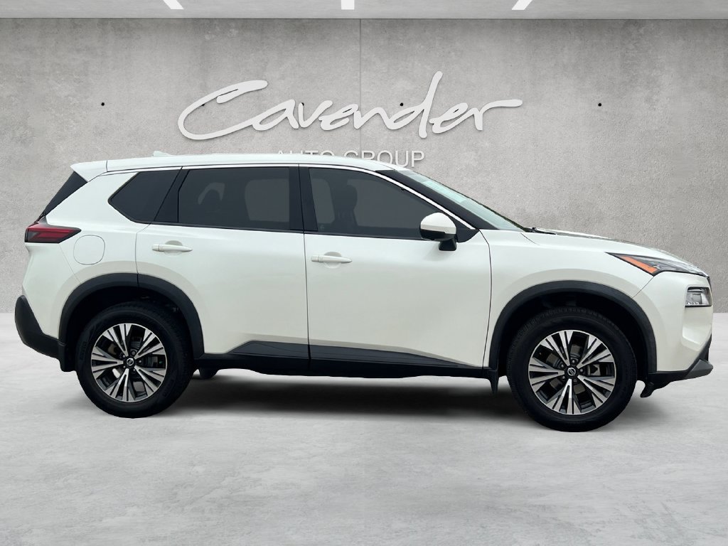 Used 2021 Nissan Rogue SV FWD image 17