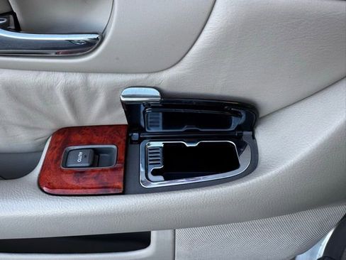 Used 2001 Lexus LS 430 image 14