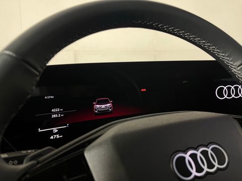 Certified 2025 Audi Q5 Premium Plus w/ Premium Plus image 14