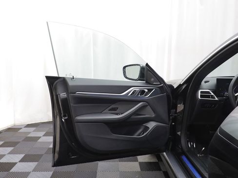 Certified 2025 BMW i4 xDrive40i w/ Premium Package image 4