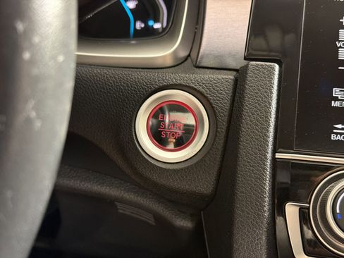 Used 2017 Honda Civic EX-L image 26